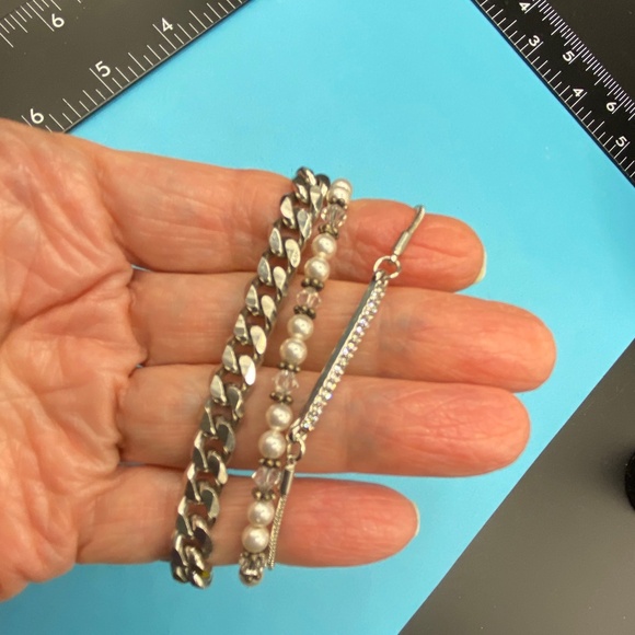 Silver Tone Bracelets Lot Of 3 Chain Slider Faux Beads - Picture 8 of 8